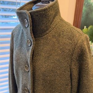 L.L. Bean vintage Dark Green 100% Bellandi Wool Jacket